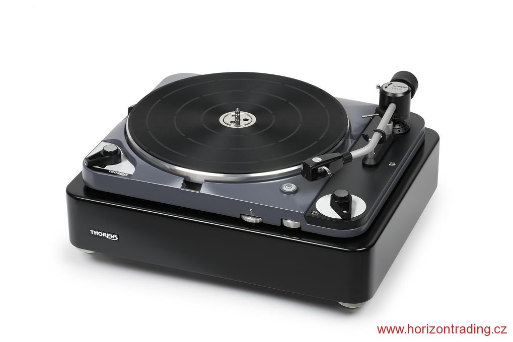  Thorens TD 124 DD + Nagaoka / Ortofon